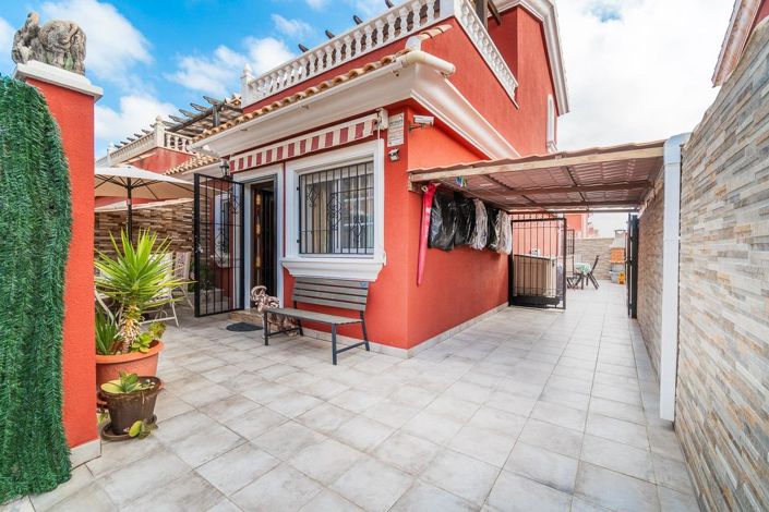 Image No.4-3 Bed Villa for sale