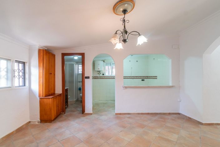 Image No.20-4 Bed Villa for sale
