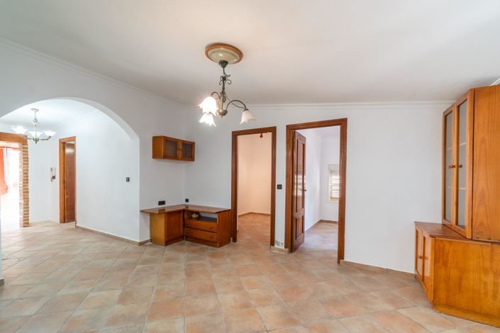 Image No.27-4 Bed Villa for sale