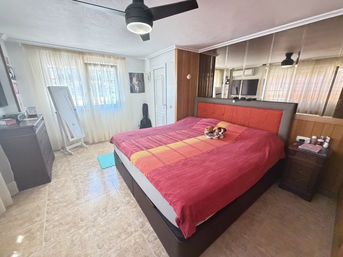 Image No.23-4 Bed Villa for sale