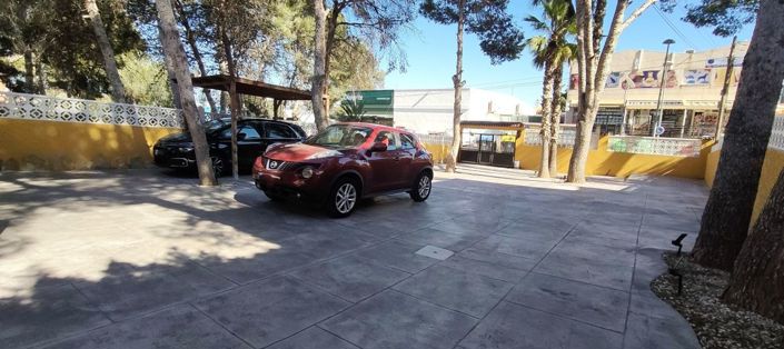Image No.4-2 Bed Villa for sale