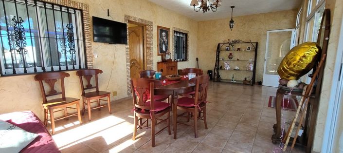 Image No.6-2 Bed Villa for sale