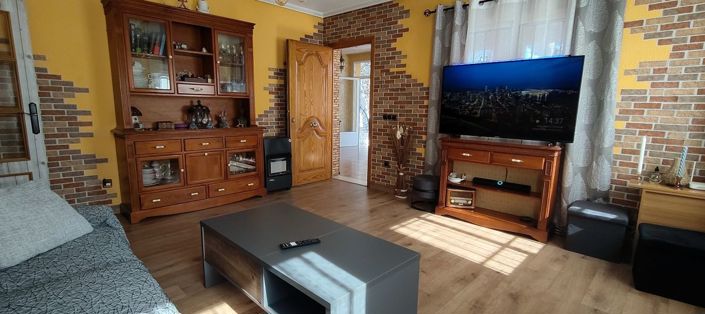 Image No.8-2 Bed Villa for sale