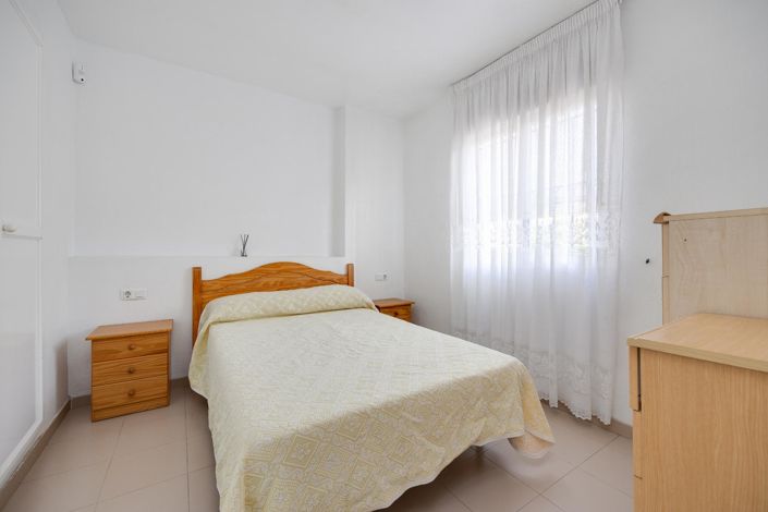 Image No.21-2 Bed Apartment for sale