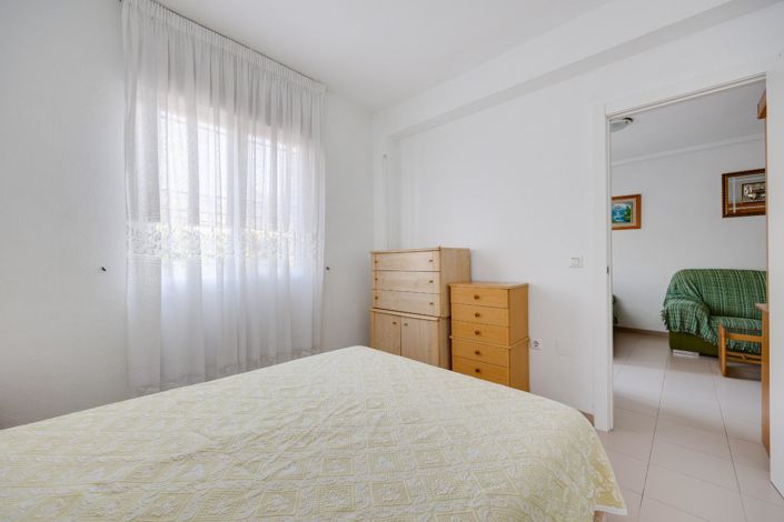 Image No.23-2 Bed Apartment for sale