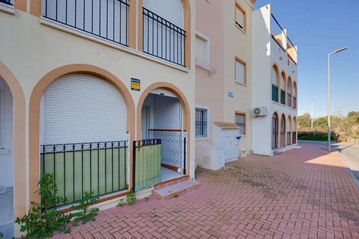 Image No.30-2 Bed Apartment for sale