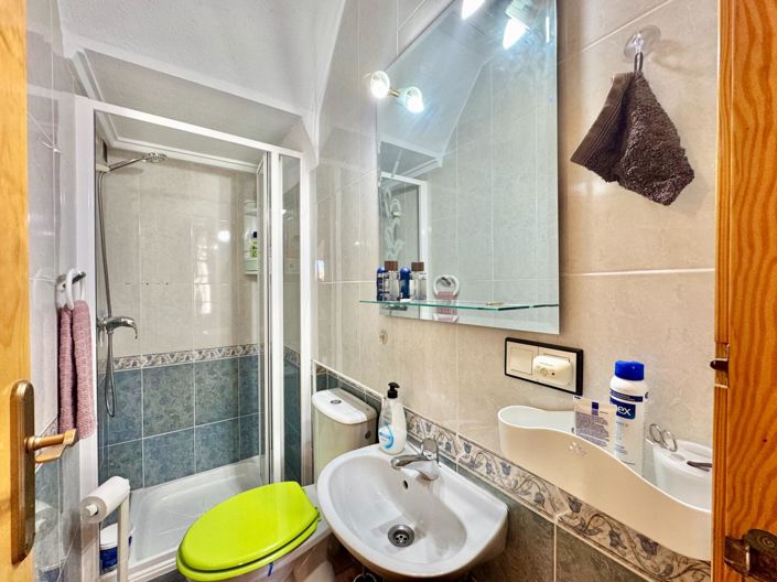 Image No.27-3 Bed Townhouse for sale
