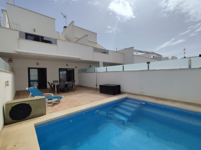 Image No.2-Villa de 3 chambres à vendre à Pilar de la Horadada