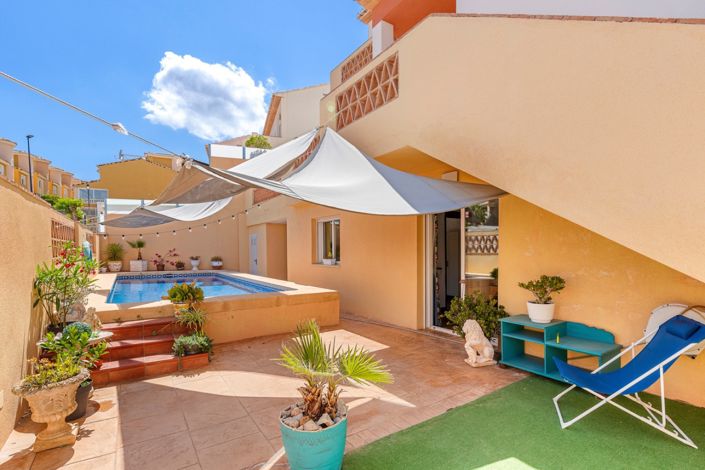 Image No.2-5 Bed Villa for sale