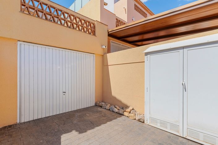 Image No.44-5 Bed Villa for sale