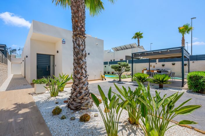 Image No.42-3 Bed Villa for sale