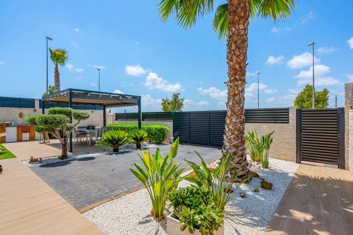 Image No.43-3 Bed Villa for sale