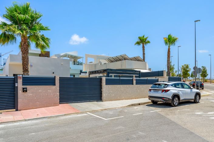 Image No.45-3 Bed Villa for sale