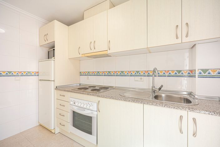 Image No.10-3 Bed Townhouse for sale