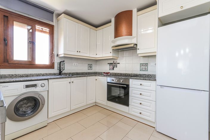 Image No.17-2 Bed Apartment for sale