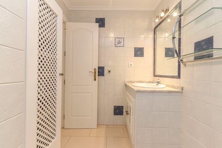 Image No.9-2 Bed Apartment for sale