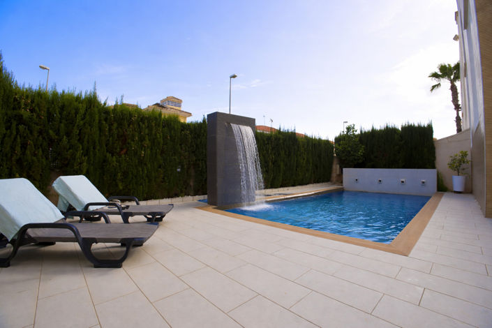 Image No.2-3 Bed Townhouse for sale