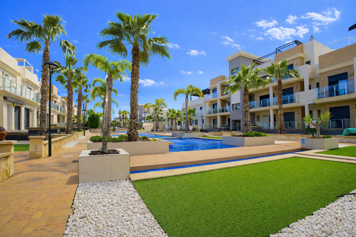 Image No.3-3 Bed Townhouse for sale