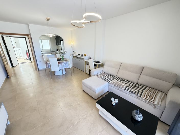 Image No.4-2 Bed Apartment for sale