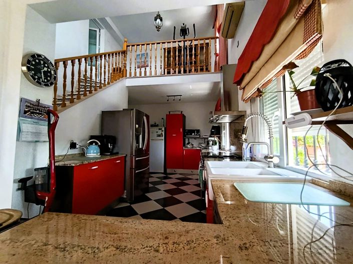 Image No.4-4 Bed Villa for sale