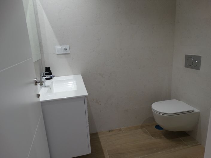Image No.33-3 Bed Apartment for sale