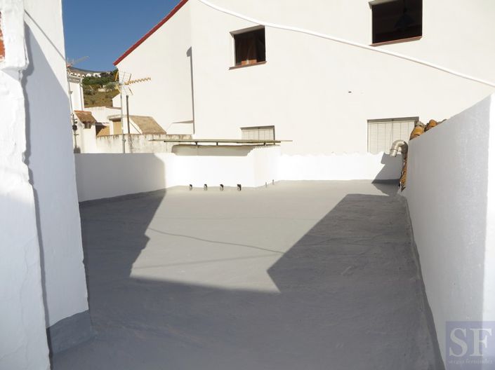 Image No.8-3 Bed Townhouse for sale