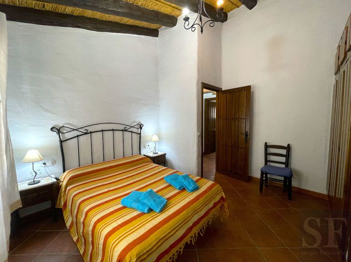 Image No.10-3 Bed Villa for sale