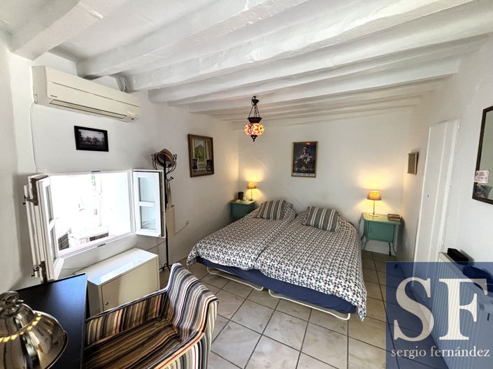 Image No.8-2 Bed Townhouse for sale