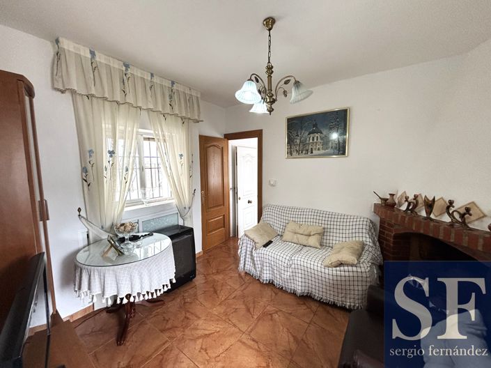 Image No.3-2 Bed Townhouse for sale