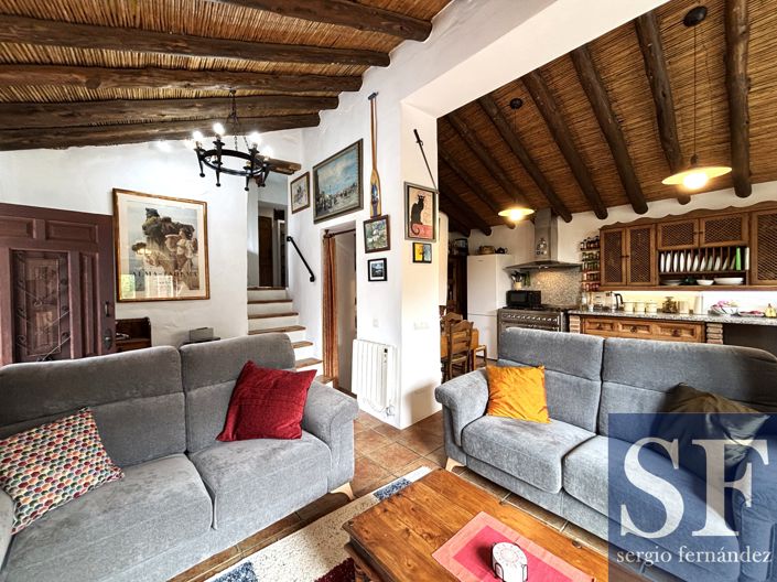 Image No.3-3 Bed Villa for sale