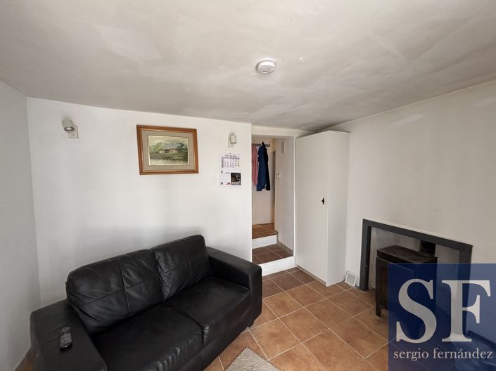 Image No.2-2 Bed Townhouse for sale