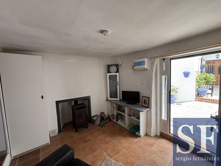 Image No.3-2 Bed Townhouse for sale