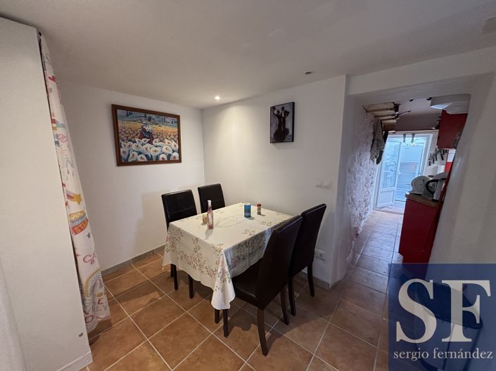 Image No.4-2 Bed Townhouse for sale
