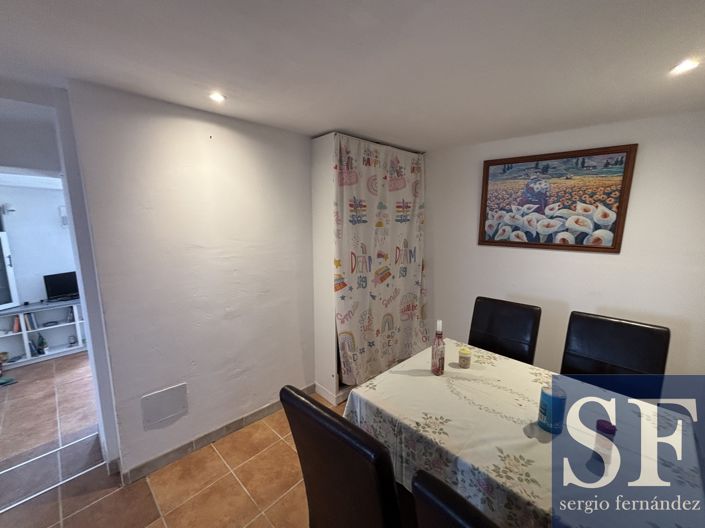 Image No.6-2 Bed Townhouse for sale