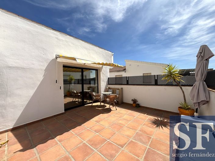 Image No.14-2 Bed Townhouse for sale
