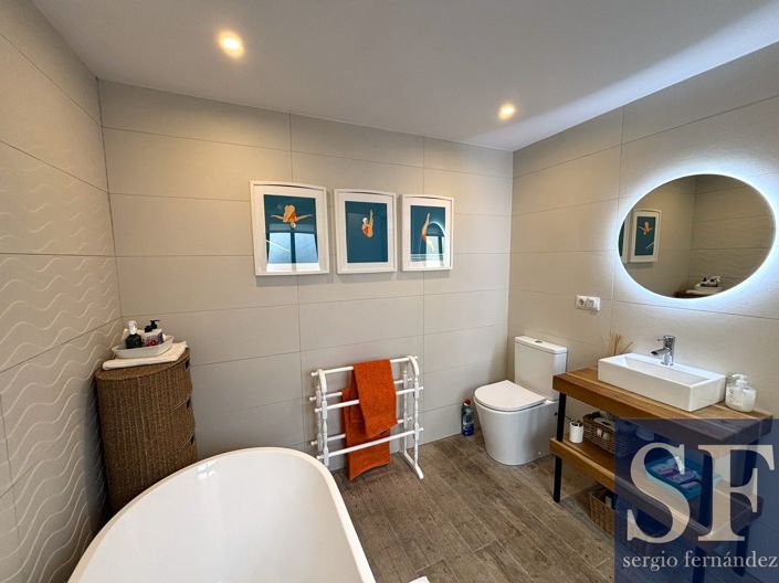 Image No.7-2 Bed Townhouse for sale