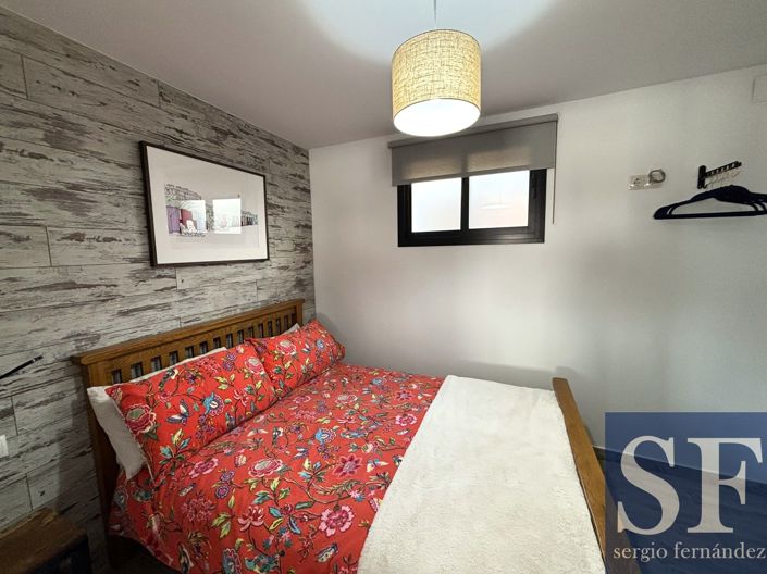 Image No.9-2 Bed Townhouse for sale