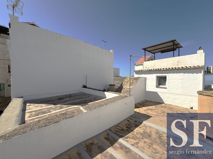 Image No.16-3 Bed Townhouse for sale