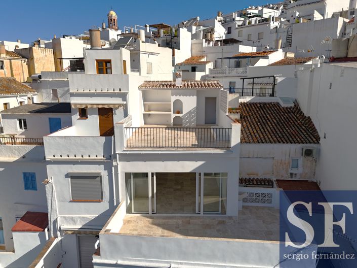 Image No.13-3 Bed Townhouse for sale
