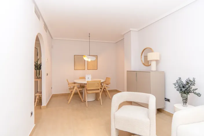 Image No.10-1 Bed Apartment for sale