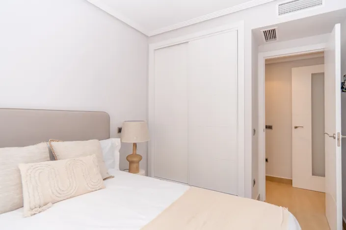 Image No.16-1 Bed Apartment for sale