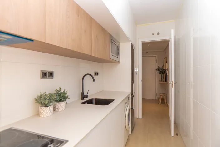 Image No.20-2 Bed Apartment for sale