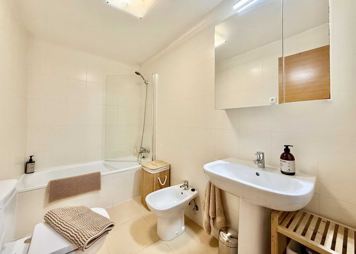 Image No.16-2 Bed Apartment for sale