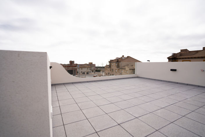Image No.18-2 Bed Apartment for sale
