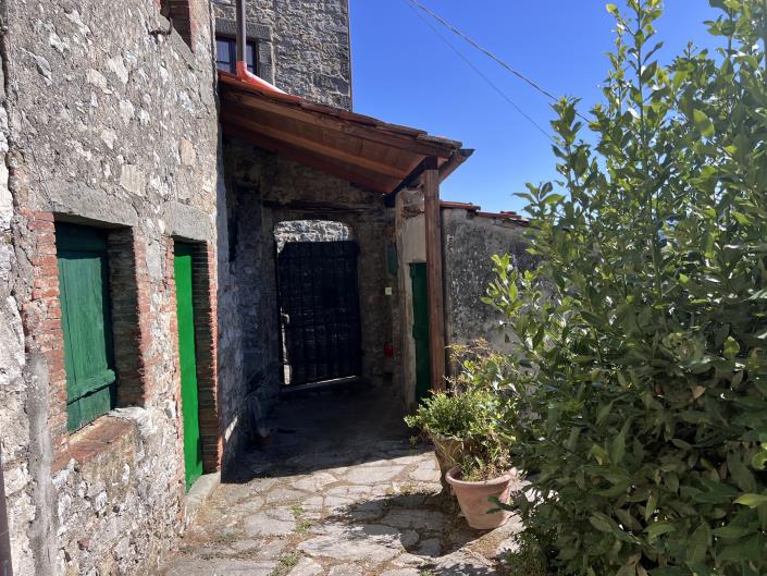 Image No.13-3 Bed House for sale