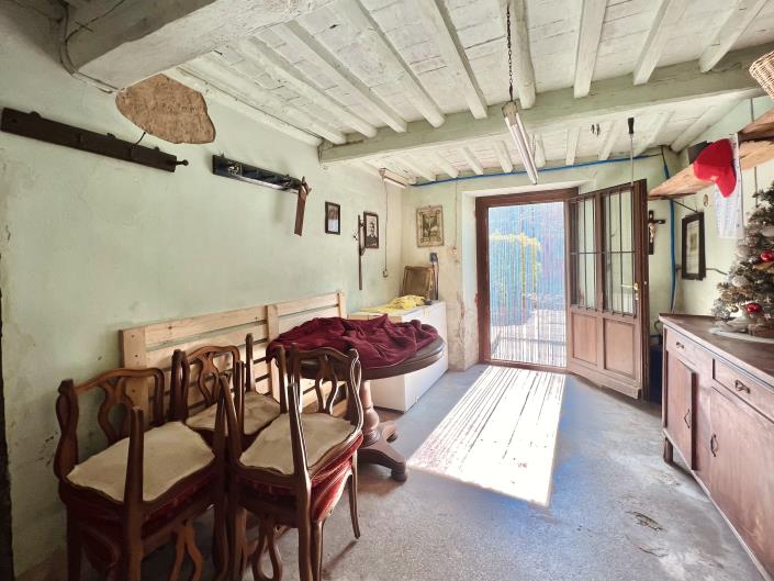 Image No.17-3 Bed House for sale