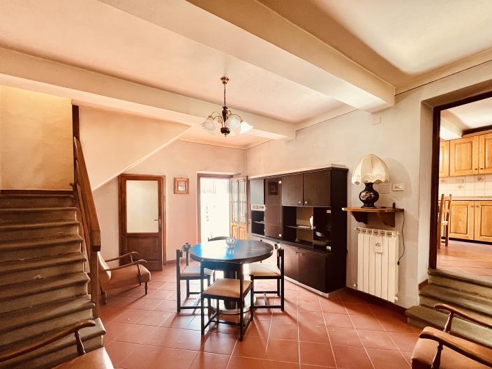 Image No.3-3 Bed House for sale