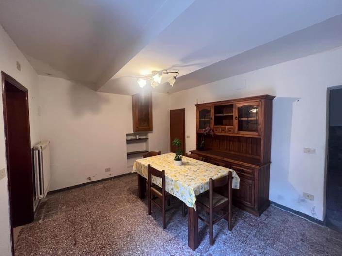 Image No.8-Maison de 2 chambres à vendre à Pescia
