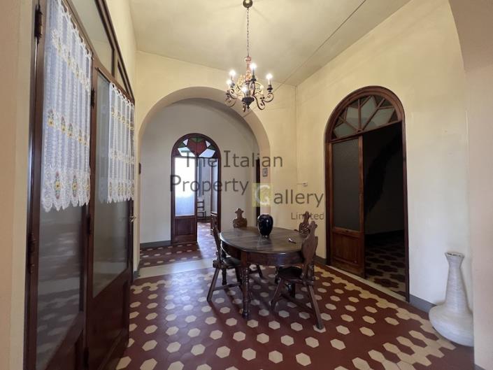Image No.30-5 Bed House/Villa for sale