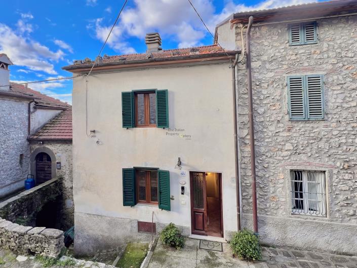 Image No.7-2 Bed House for sale